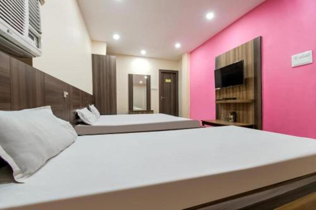 Hotel Vivek Патна Экстерьер фото